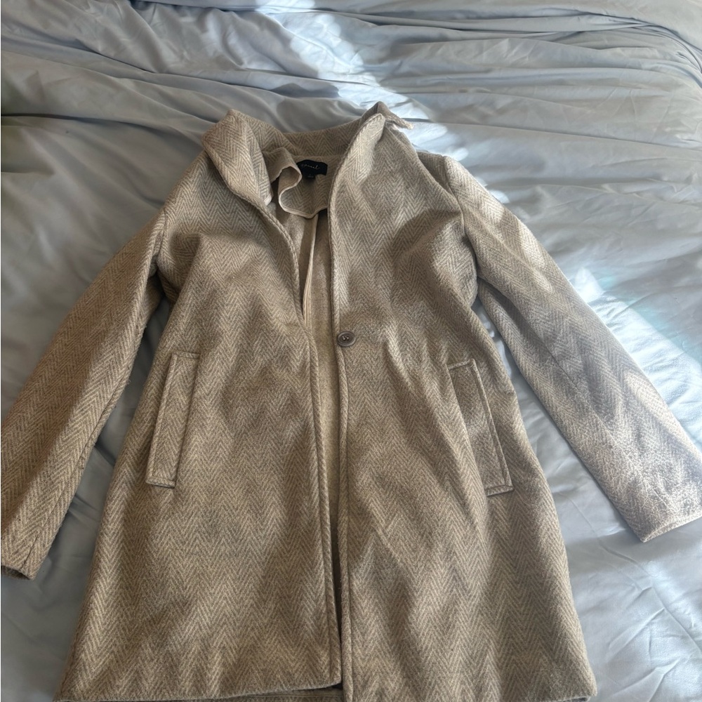 Elegant Tan Women's Coat